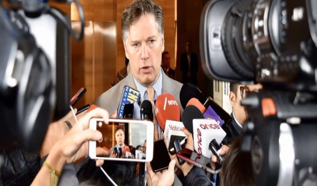 Raisina Dialogue 2026: भारत के साथ चीन वाली गलती…ट्रंप के करीबी ने ट्रेड डील पर दिल्ली में क्या किया खुलासा?