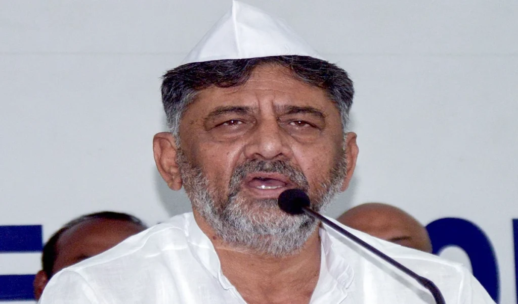 Rajya Sabha Polls: Odisha विधायकों पर DK Shivakumar की नजर, Bengaluru में बढ़ी सियासी हलचल Rajya Sabha Polls: Odisha विधायकों पर DK Shivakumar की नजर, Bengaluru में बढ़ी सियासी हलचल