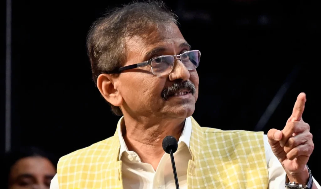 Sanjay Raut का PM Modi पर हमला, बोले- Donald Trump से नहीं, विपक्ष से करें बात Sanjay Raut का PM Modi पर हमला, बोले- Donald Trump से नहीं, विपक्ष से करें बात