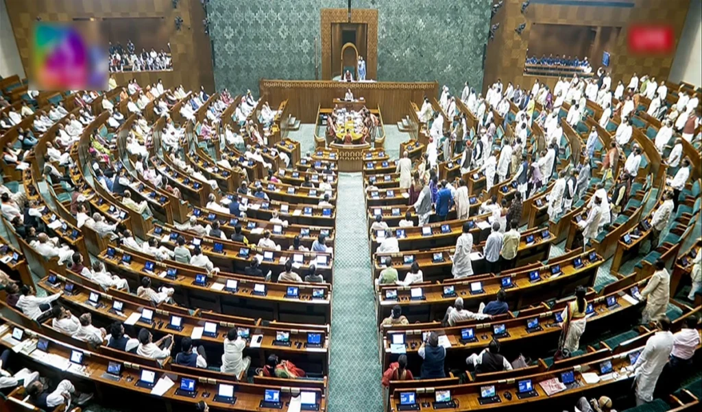 Sansad Diary: Om Birla के खिलाफ अविश्वास प्रस्ताव पर चर्चा, विपक्ष पर Shivraj Singh का तंज