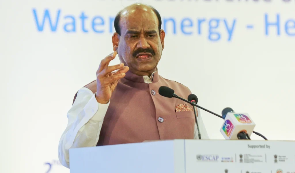 Speaker Om Birla के खिलाफ विपक्ष ने पेश किया No Confidence Motion, लोकसभा में डिबेट शुरू