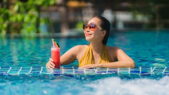 Swimming this summer? Ophthalmologist shares 4 eye protection tips: ‘Never rub your eyes…’ Swimming this summer? Ophthalmologist shares 4 eye protection tips: ‘Never rub your eyes…’
