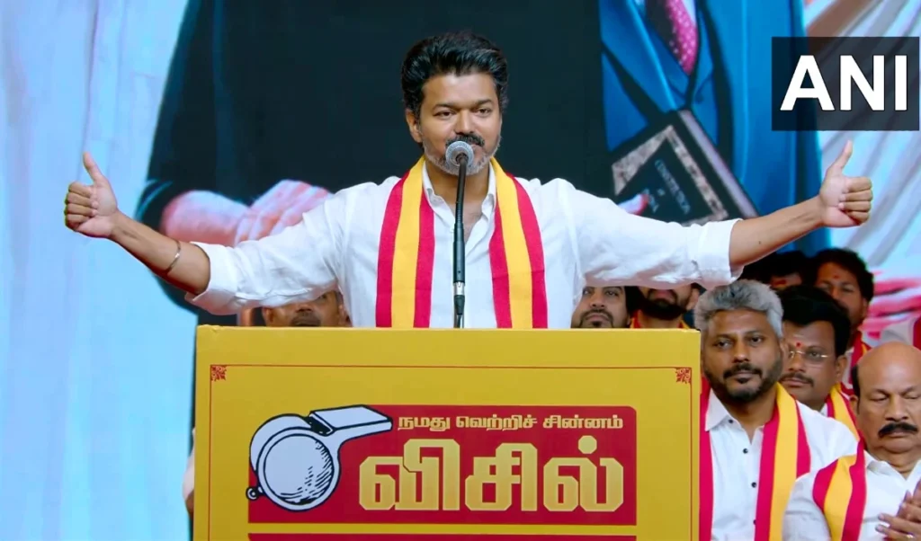 Tamil Nadu Election 2026: भारी भरकम वादों के साथ चुनावी मैदान में उतरे Thalapathy Vijay Tamil Nadu Election 2026: भारी भरकम वादों के साथ चुनावी मैदान में उतरे Thalapathy Vijay
