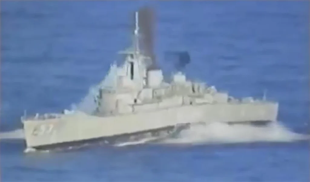 US Torpedo का शिकार बना Iranian Warship IRIS Dena 11 घंटे से कर रहा था Sri Lanka में प्रवेश की मंजूरी का इंतजार!