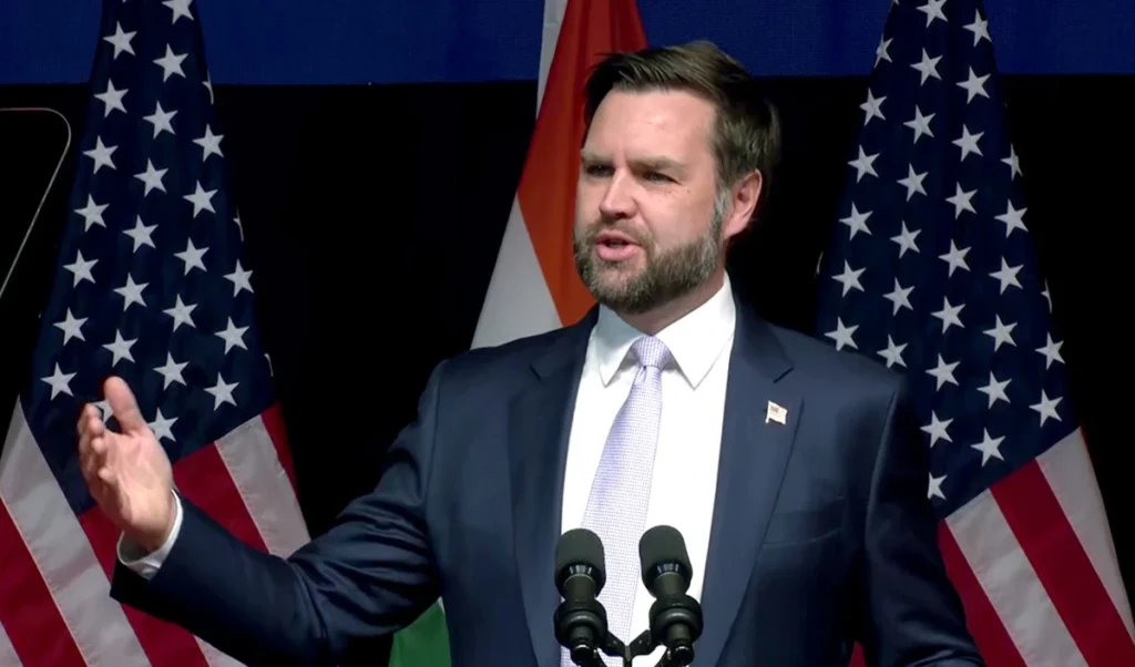 US दूतों को Iran ने किया रिजेक्ट, अब JD Vance संभालेंगे Pakistan में बातचीत की कमान?