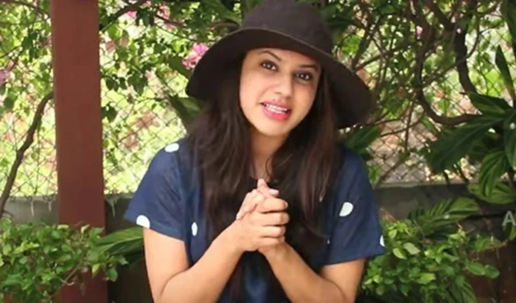 Uganda में 2 करोड़ के Gold Scam का शिकार हुई थीं Ranya Rao, फिर खुद बनीं 100 करोड़ की तस्कर Uganda में 2 करोड़ के Gold Scam का शिकार हुई थीं Ranya Rao, फिर खुद बनीं 100 करोड़ की तस्कर