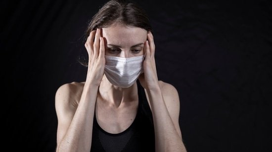 Viral infection with flu-like symptoms, dry cough, headaches that just won’t go away? Doctor explains what it really is Viral infection with flu-like symptoms, dry cough, headaches that just won’t go away? Doctor explains what it really is