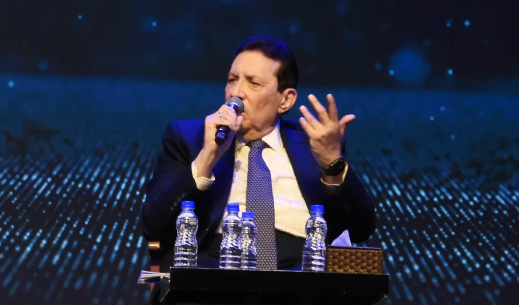 everything fine hdfc bank keki mistry reassures investors atanu chakraborty resignation