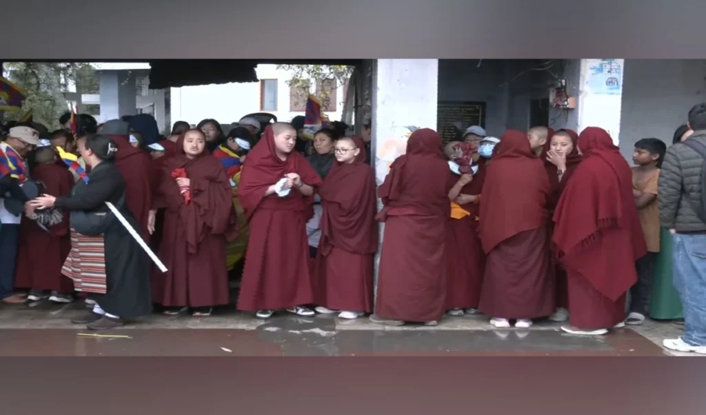 tibetan women protest against china raising slogans of independence on uprising day