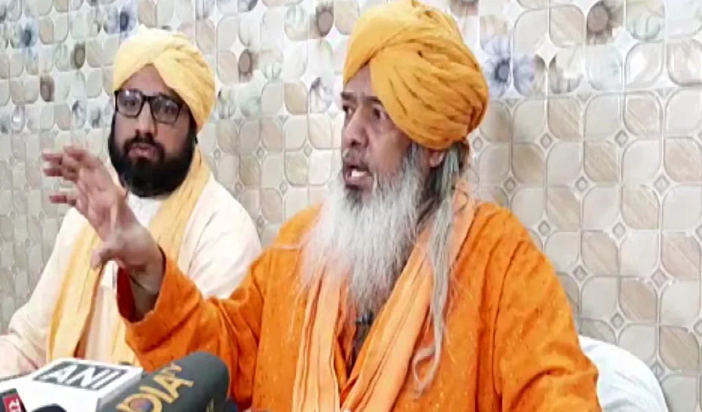 अजमेर शरीफ दरगाह प्रमुख का America-Israel पर बड़ा बयान, कहा- यह युद्ध नहीं तानाशाही है अजमेर शरीफ दरगाह प्रमुख का America-Israel पर बड़ा बयान, कहा- यह युद्ध नहीं तानाशाही है