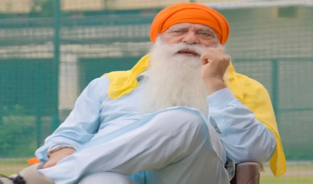 अपनी पत्नियों के कारण खिलाड़ी लेते हैं संन्यास.., योगराज सिंह का विवादित बयान