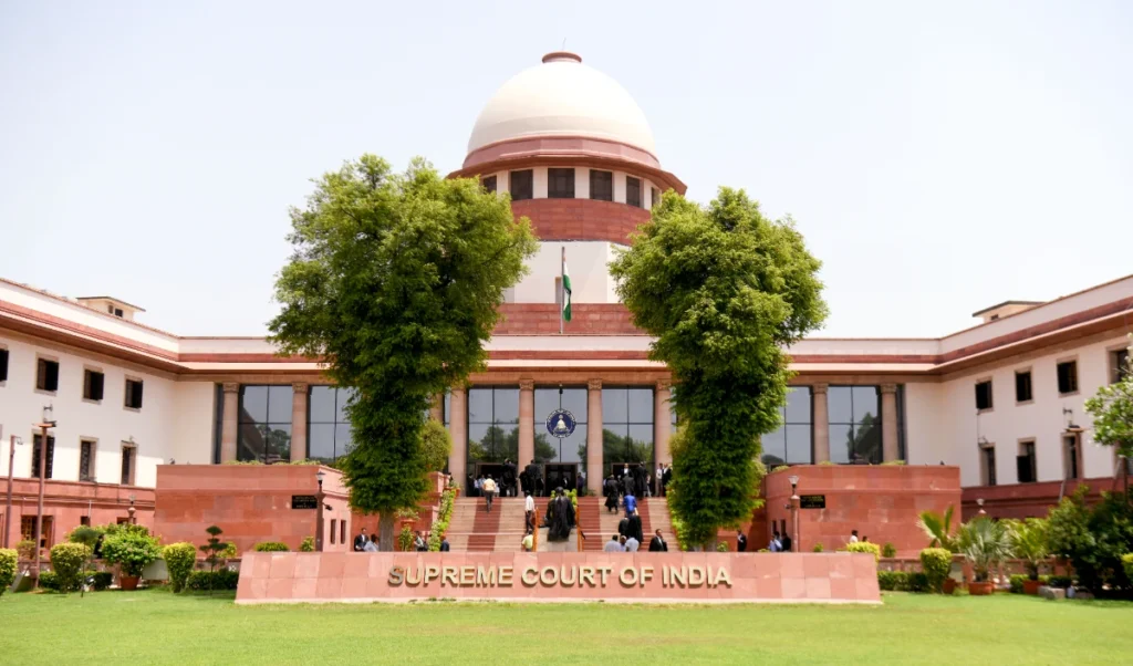 ऐतिहासिक फैसला: Supreme Court ने महिला सैन्य अधिकारियों के ‘परमानेंट कमीशन’ पर लगाई मुहर, पेंशन और समानता का अधिकार सुरक्षित