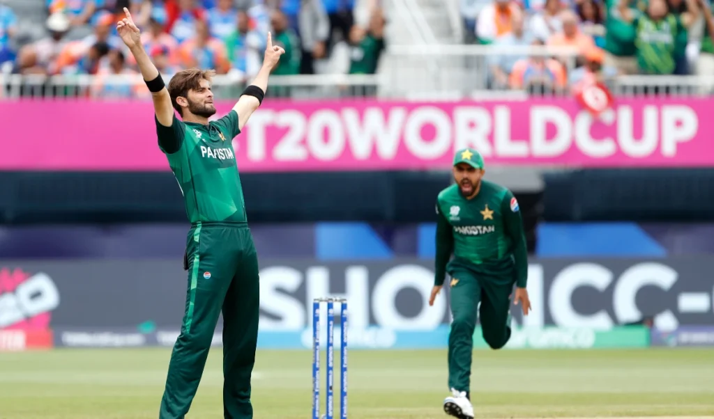 क्या खत्म हो गया Babar Azam का वनडे करियर? Pakistan Cricket Team कप्तान Shaheen Afridi ने तोड़ी चुप्पी