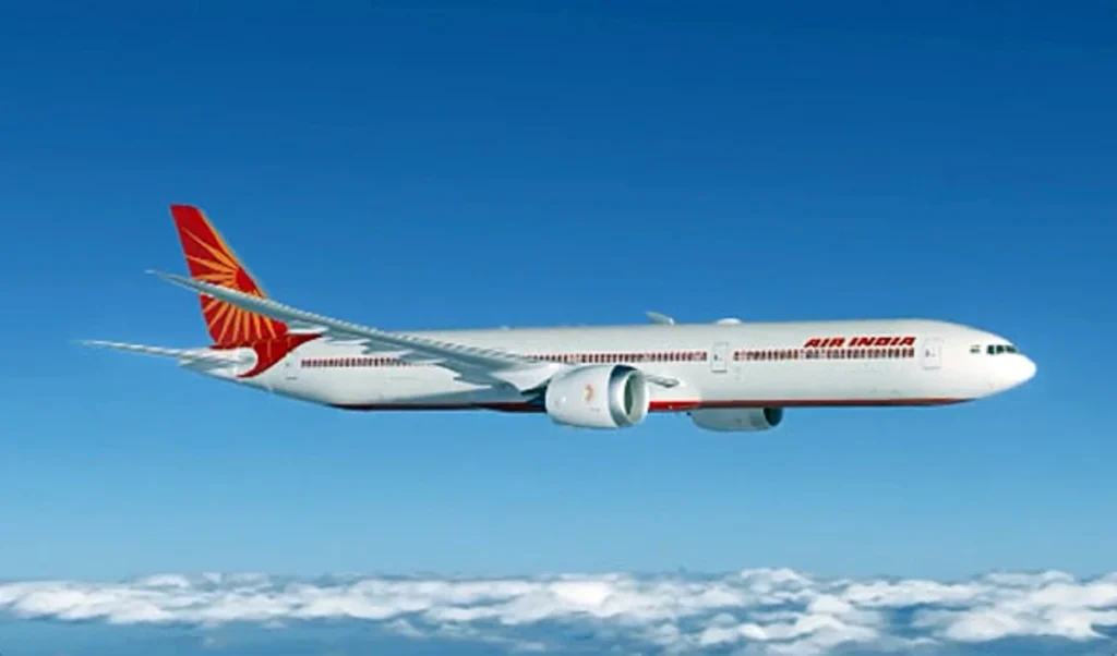 तकनीकी खराबी के बाद लौटी Air India की London जाने वाली फ्लाइट, Delhi Airport पर सुरक्षित लैंडिंग