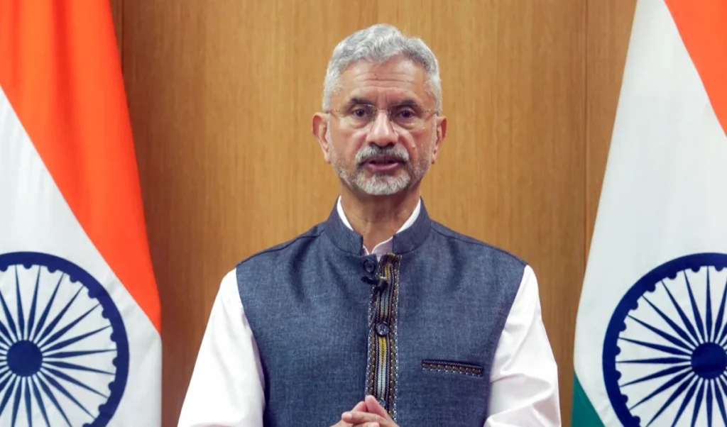 पाकिस्तान की तरह हम 'दलाल देश' नहीं, मध्यस्थता के सवाल पर जयशंकर ने दिया टका सा जवाब पाकिस्तान की तरह हम 'दलाल देश' नहीं, मध्यस्थता के सवाल पर जयशंकर ने दिया टका सा जवाब