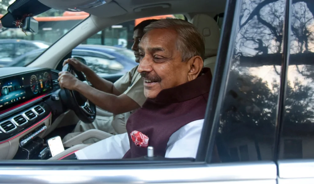 प्रमोद तिवारी का Himanta Sarma पर पलटवार, BJP को Israel में बनानी चाहिए सरकार प्रमोद तिवारी का Himanta Sarma पर पलटवार, BJP को Israel में बनानी चाहिए सरकार