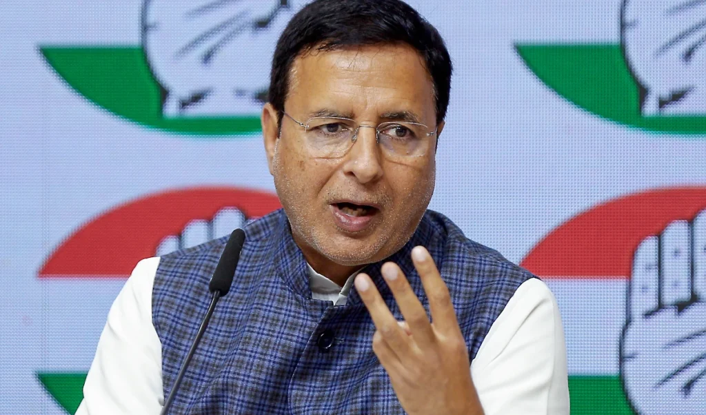 रुपये की Record गिरावट पर Surjewala का तंज, PM Modi को याद दिलाया उनका पुराना बयान