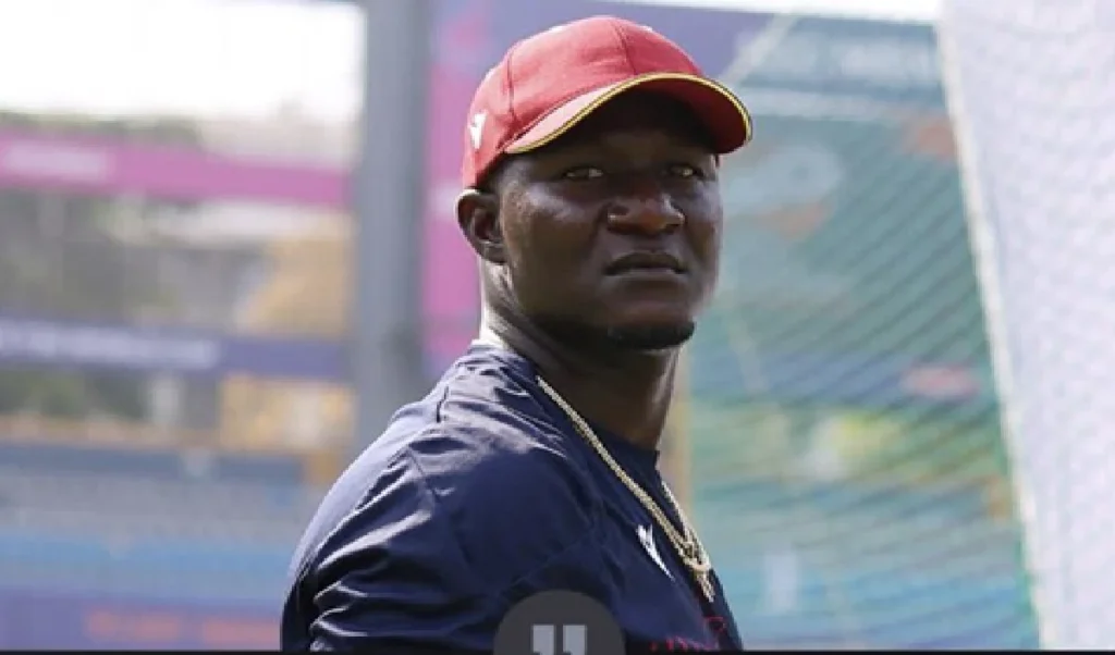 वेस्टइंडीज के कोच डैरेन सैमी है बेहद परेशान, क्यों लगा रहे मदद की गुहार