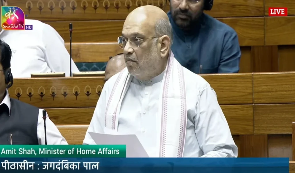 ‘सदन कोई मेला नहीं’, Speaker पर सवाल उठाने वाले विपक्ष को Amit Shah की Lok Sabha में दो टूक