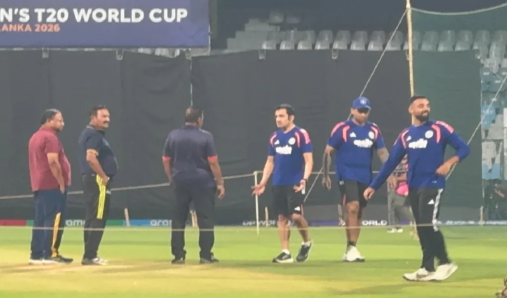 सेमीफाइनल से पहले पिच क्यूरेटर पर भड़के कोच गौतम गंभीर, जानें क्या है पूरा मामला ?