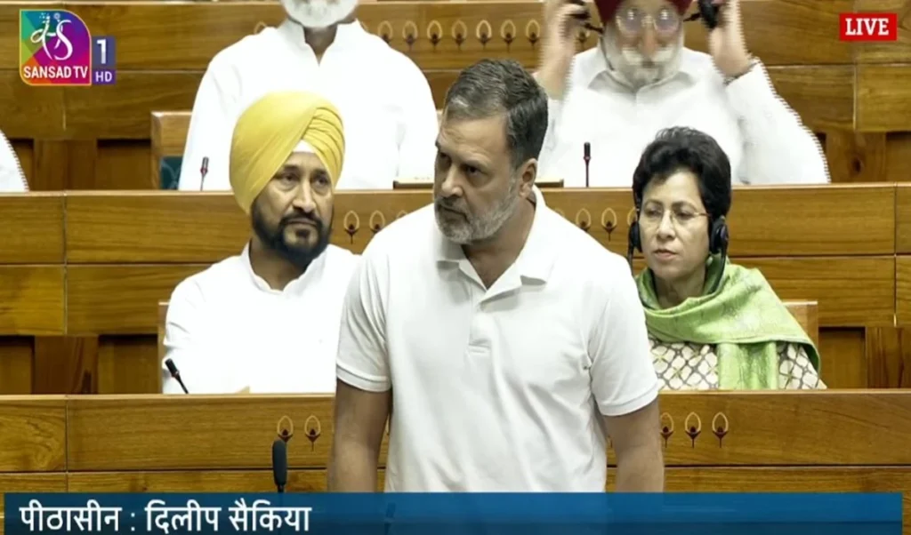 ‘हमें बोलने से रोका जाता है’, संसद में गरजे Rahul Gandhi, Modi पर लगाए गंभीर आरोप, BJP का पलटवार