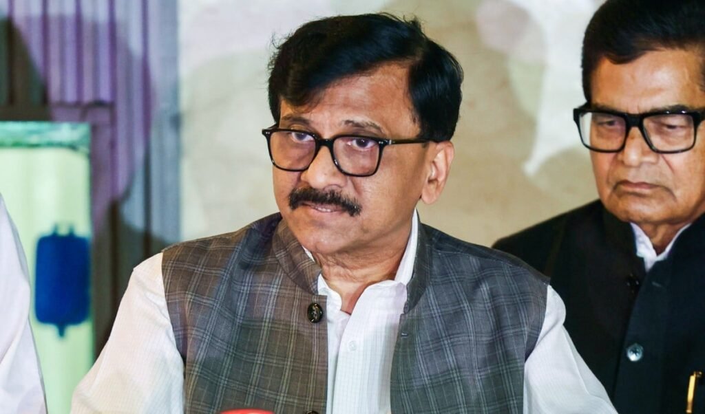 AAP में बड़ी टूट पर Sanjay Raut का BJP पर हमला, ‘ये बकासुरों की Party, कुछ भी खा लेते हैं’