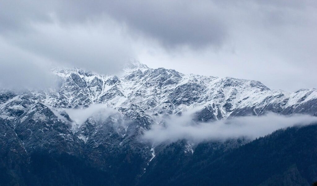 Best Places To Visit In Auli: ये है India का 'Winter Wonderland' Auli! Bucket List में शामिल करें ये 4 जगहें, भूल जाएंगे यूरोप Best Places To Visit In Auli: ये है India का 'Winter Wonderland' Auli! Bucket List में शामिल करें ये 4 जगहें, भूल जाएंगे यूरोप