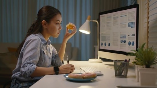 Cardiologist warns ‘this daily habit doubles your heart attack risk and most people don’t think twice about it’ Cardiologist warns ‘this daily habit doubles your heart attack risk and most people don’t think twice about it’