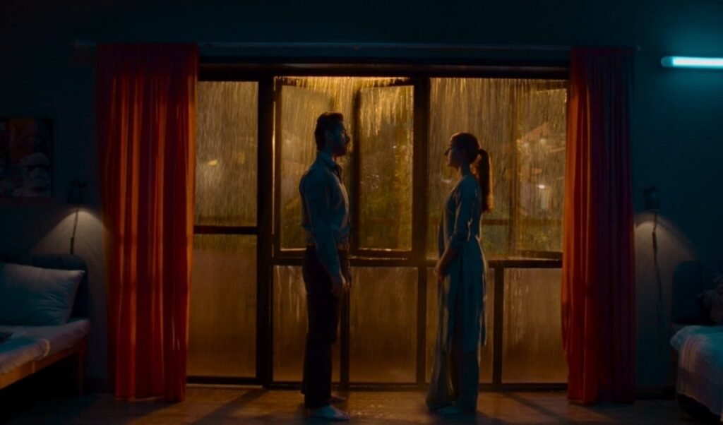 Chand Mera Dil Release Date: अनन्या पांडे और लक्ष्य की प्रेम कहानी 22 मई को बड़े पर्दे पर, करण जौहर ने साझा किया पहला लुक Chand Mera Dil Release Date: अनन्या पांडे और लक्ष्य की प्रेम कहानी 22 मई को बड़े पर्दे पर, करण जौहर ने साझा किया पहला लुक