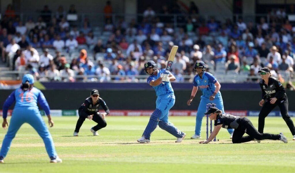 Deepti Sharma का All-Round कमाल, Team India ने South Africa को हराकर सीरीज में बचाई लाज