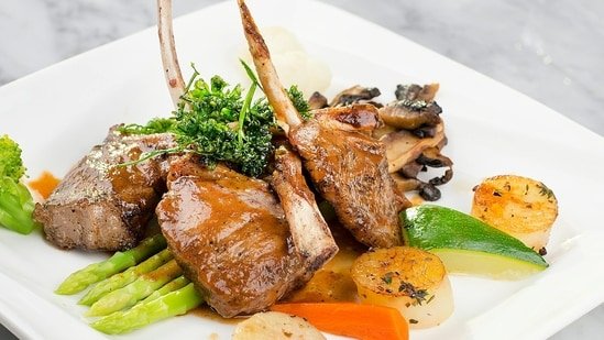 Did you know almost 1 in 2 Indians is deficient in vitamin B12? Delhi gastroenterologist shares cause and effects Did you know almost 1 in 2 Indians is deficient in vitamin B12? Delhi gastroenterologist shares cause and effects