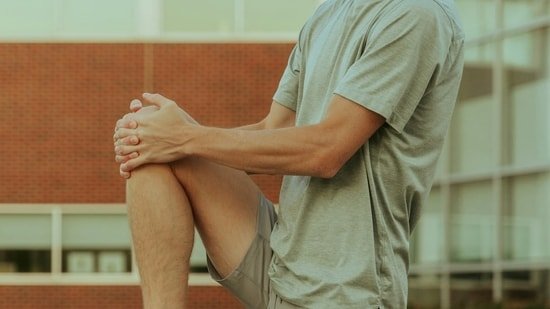 Doctor warns the kind of shoes you wear can affect load on your joints; shares 5 daily habits that impact joint health Doctor warns the kind of shoes you wear can affect load on your joints; shares 5 daily habits that impact joint health