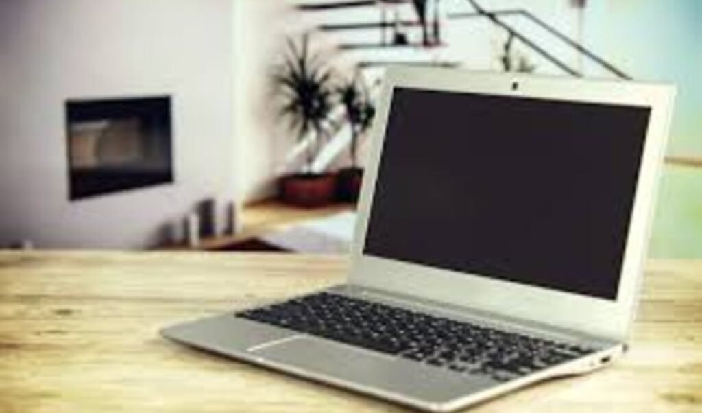 Europe का बड़ा फैसला, अब बिना Charger मिलेगा Laptop, ग्राहकों के बचेंगे हजारों रुपये