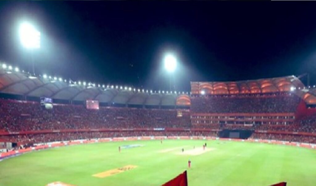 GT vs MI Pitch Report: अहमदाबाद की पिच पर भिड़ेंगे गुजरात और मुंबई, बल्लेबाज या गेंदबाज किसे मिलेगी मदद?