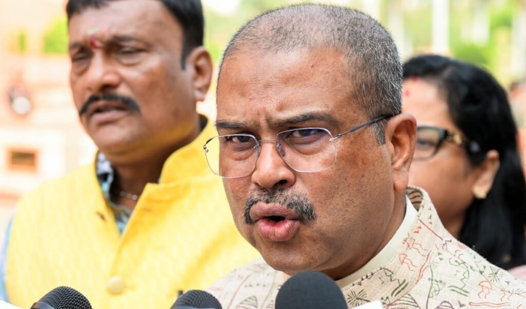 Hindi थोपने का आरोप Political Stunt, Dharmendra Pradhan का CM Stalin पर तीखा हमला