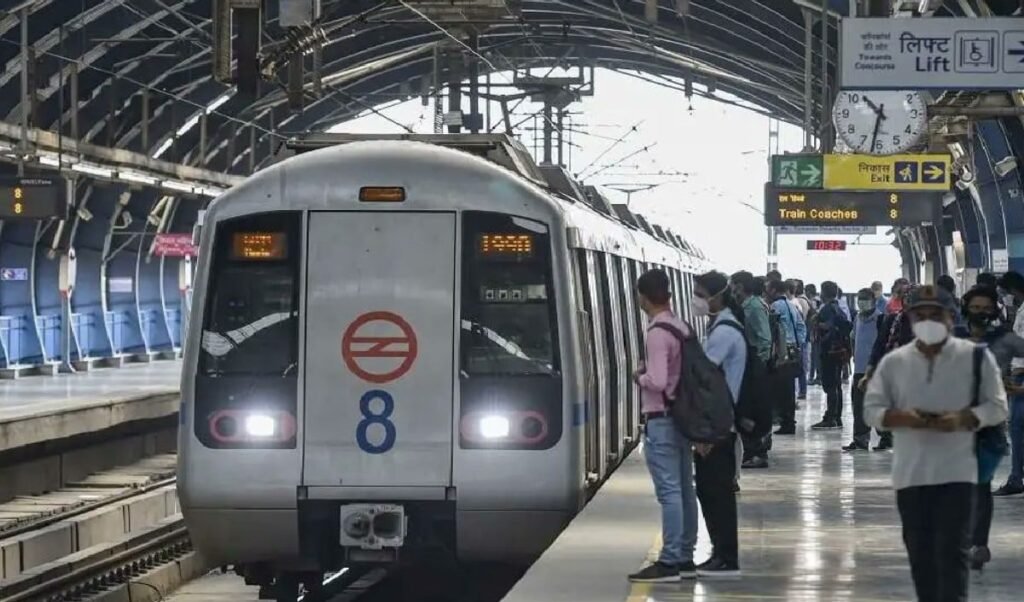 IPL फैंस के लिए अच्छी खबर, आधी रात तक चलेगी दिल्ली मेट्रो, इतने बजे तक उपलब्ध रहेगी Metro IPL फैंस के लिए अच्छी खबर, आधी रात तक चलेगी दिल्ली मेट्रो, इतने बजे तक उपलब्ध रहेगी Metro