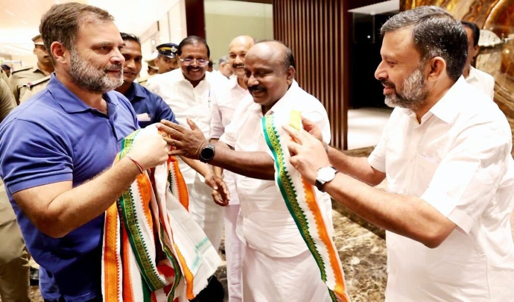 Kerala Exit Poll Results 2026: केरल में 10 साल बाद UDF की होगी वापसी? सत्ता बदलने के मजबूत संकेत Kerala Exit Poll Results 2026: केरल में 10 साल बाद UDF की होगी वापसी? सत्ता बदलने के मजबूत संकेत