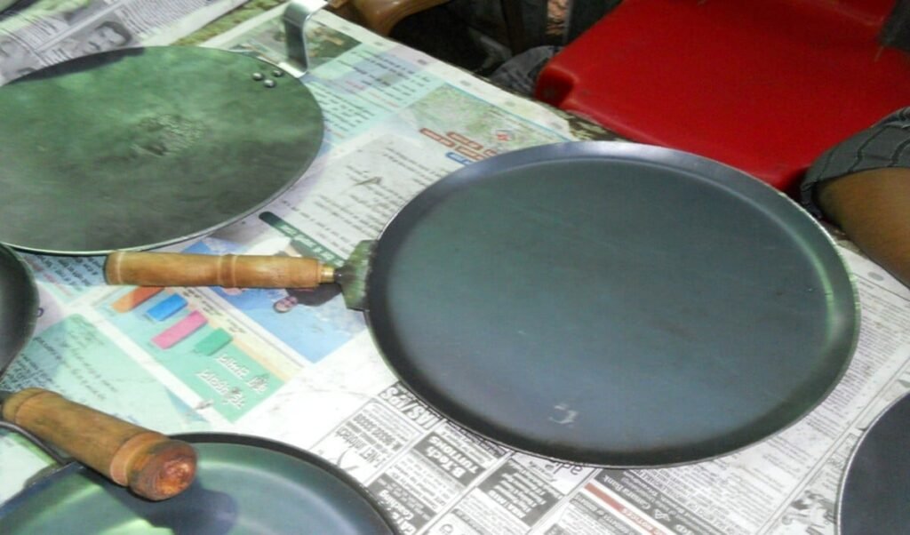 Kitchen Hacks: Non-Stick Pan की Teflon Coating बन सकती है ज़हर? सफाई की ये Mistakes सेहत पर पड़ेंगी भारी