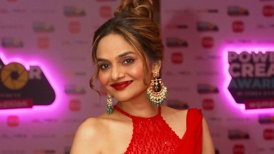Madhoo Shah’s outlook on food and fitness for stunning physique at 57: ‘Good health starts with saying…’ Madhoo Shah’s outlook on food and fitness for stunning physique at 57: ‘Good health starts with saying…’