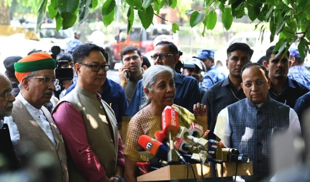 Mallikarjun Kharge के ‘विवादित बोल’ पर BJP का हल्लाबोल, Election Commission से हुई शिकायत।