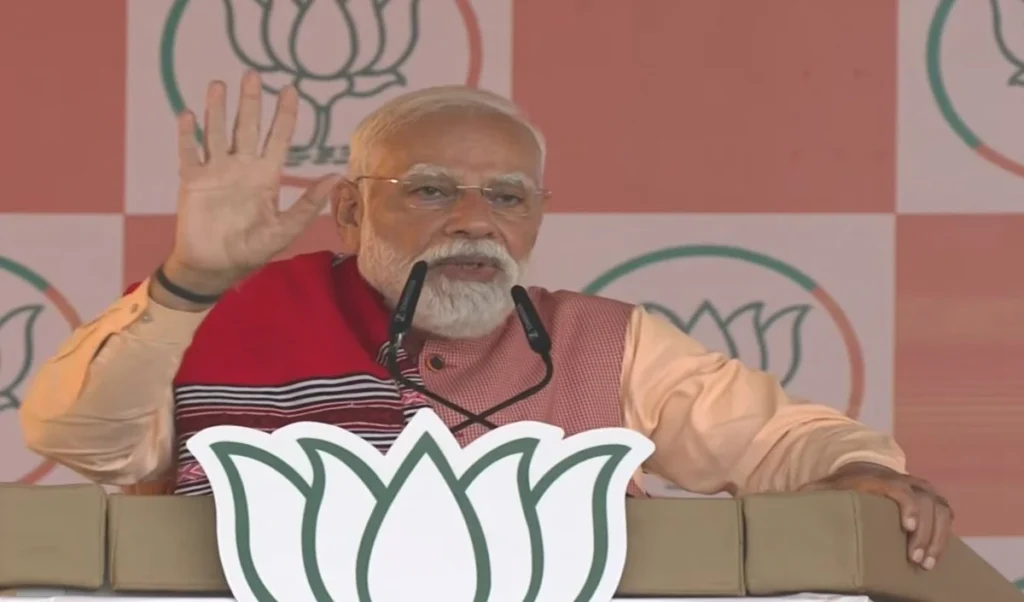 NDA की हैट्रिक पक्की, Assam से PM Modi का Congress पर तीखा हमला, बोले- घुसपैठियों को बसाना चाहती है पार्टी