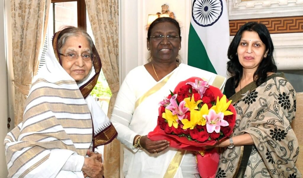 Nari Shakti Act पर पहली महिला राष्ट्रपति का समर्थन, Pratibha Patil बोलीं- PM Modi का प्रयास सराहनीय Nari Shakti Act पर पहली महिला राष्ट्रपति का समर्थन, Pratibha Patil बोलीं- PM Modi का प्रयास सराहनीय