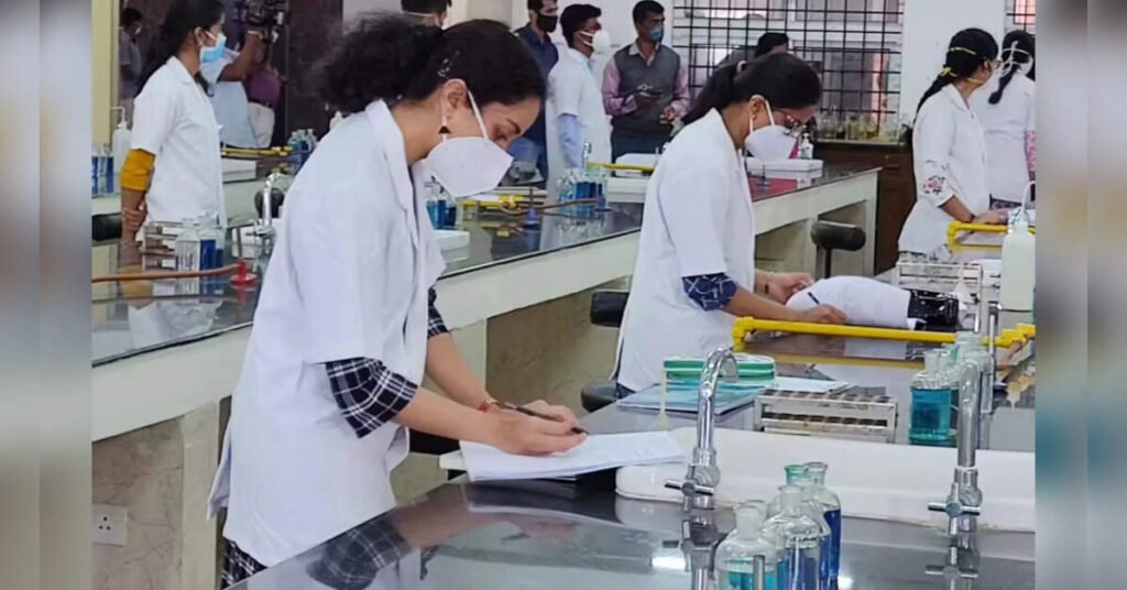 National Medical Commission Lifts MBBS Seat Cap to Boost Medical Education in India, ETHealthworld