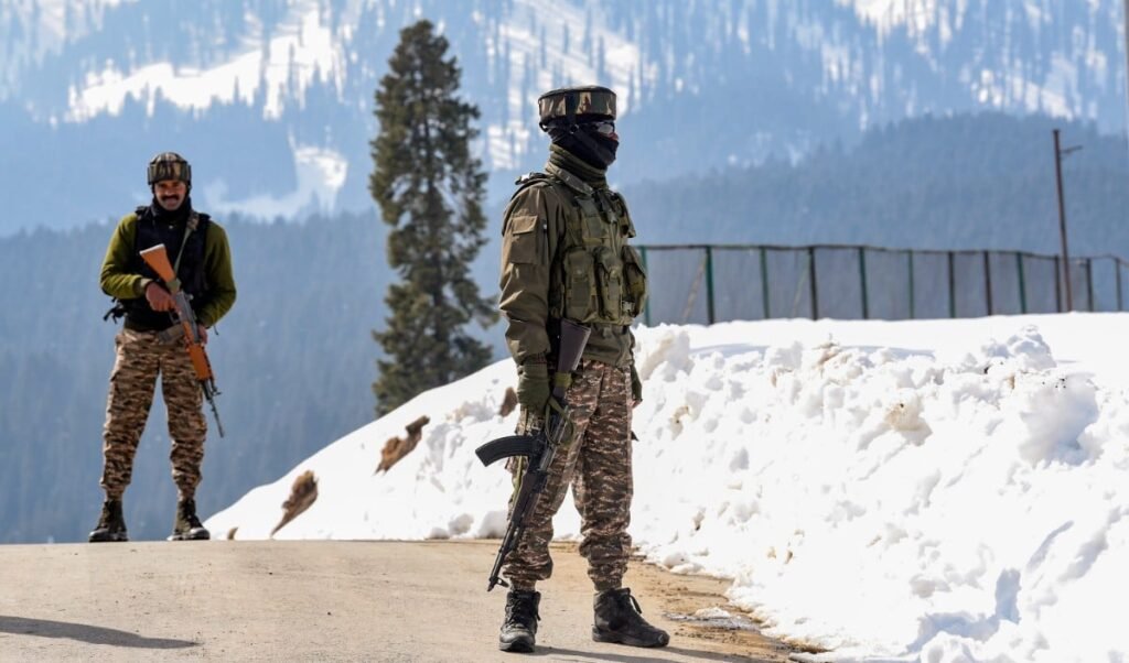 Pahalgam Terror Attack | ‘इंसाफ मिल गया, भारत भूलता नहीं’, पहलगाम हमले की पहली बरसी पर सेना की हुंकार, कश्मीर में सुरक्षा के कड़े पहरे