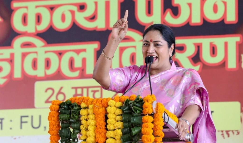Parliament में महिलाओं के हक़ पर चोट! Rekha Gupta बोलीं- Women’s Rights के लिए संघर्ष जारी रहेगा