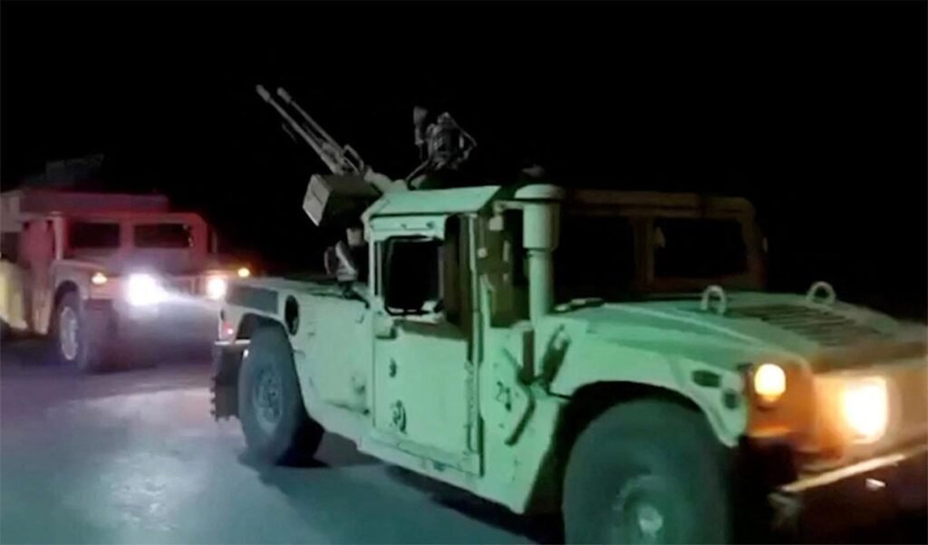 Prabhasakshi NewsRoom: एक तरफ शांति वार्ता की 'दलाली' दूसरी तरफ Afghanistan पर हमला, Pakistan का दोहरा चरित्र फिर बेनकाब