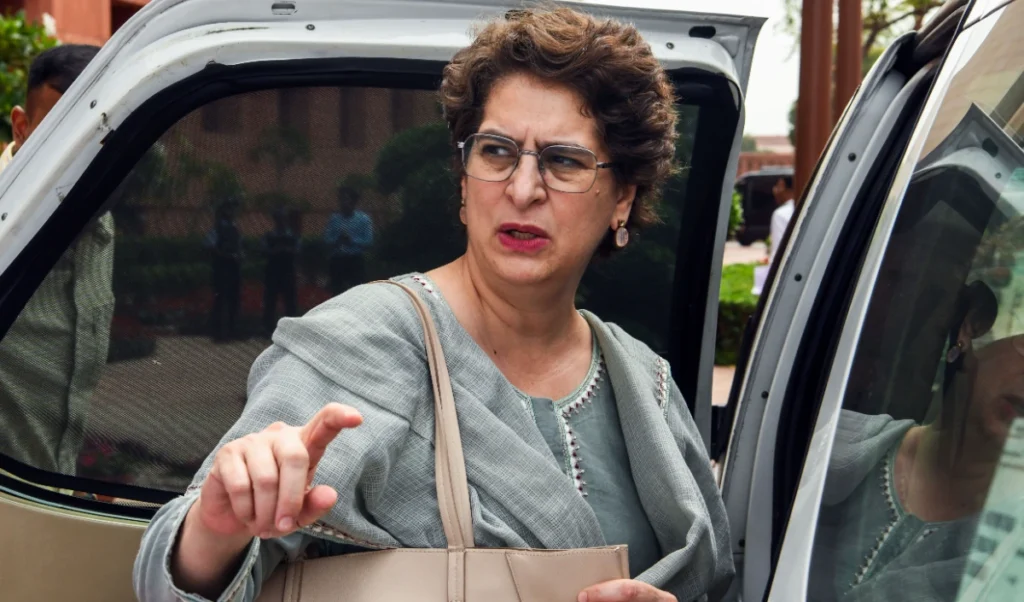 Priyanka Gandhi का बड़ा हमला, बोलीं- ‘PM Modi की B-Team हैं Kerala CM विजयन’
