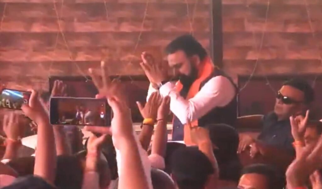 RJD से JDU तक में रहे सम्राट, BJP में आकर बने बिहार की सियासत के चौधरी, कल सुबह 11 बजे शपथ ग्रहण समारोह RJD से JDU तक में रहे सम्राट, BJP में आकर बने बिहार की सियासत के चौधरी, कल सुबह 11 बजे शपथ ग्रहण समारोह