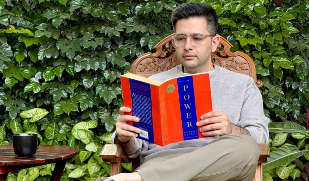 Raghav Chadha का किताब से Kejriwal पर निशाना? लिखा- Never Outshine The Master