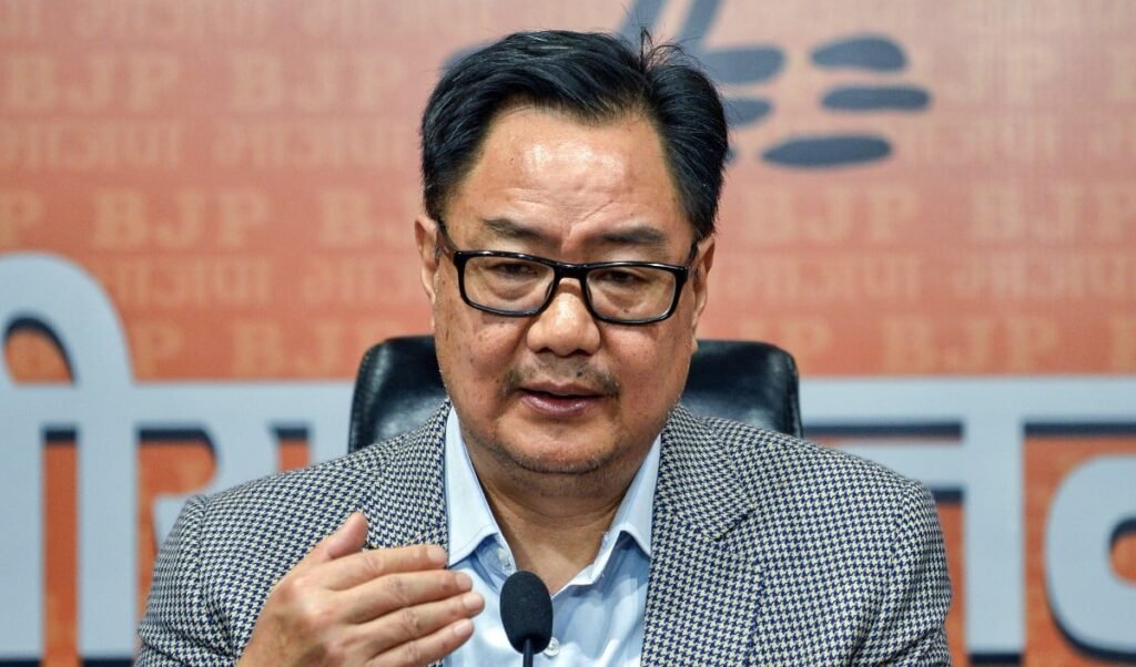 Rahul Gandhi के ‘Polarization’ वाले आरोप पर BJP का पलटवार, Rijiju बोले- कांग्रेस का स्टैंड ही साफ नहीं है Rahul Gandhi के ‘Polarization’ वाले आरोप पर BJP का पलटवार, Rijiju बोले- कांग्रेस का स्टैंड ही साफ नहीं है